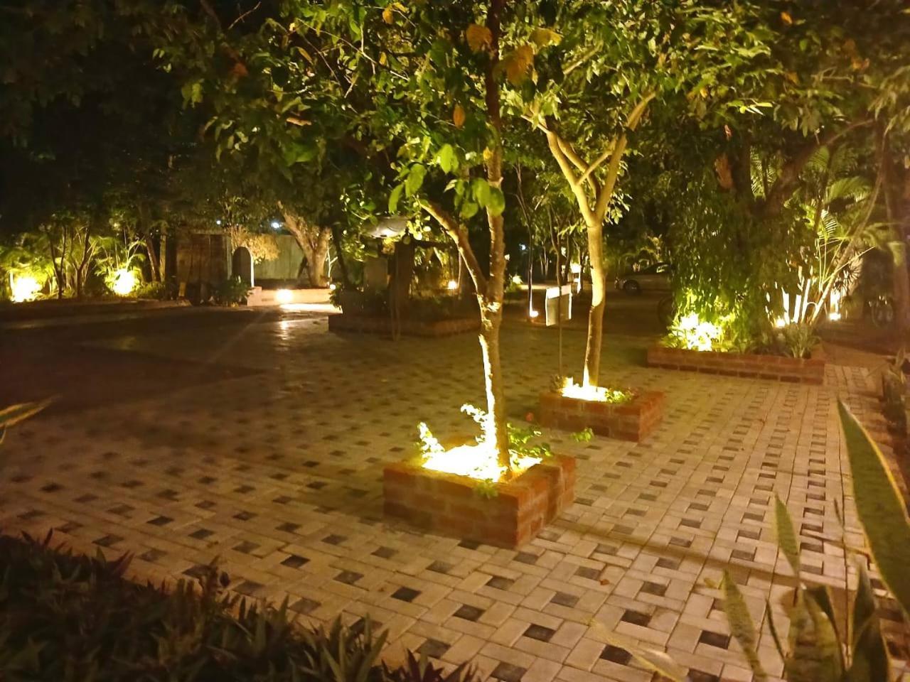 Seyara Holiday Resort Polonnaruwa Bagian luar foto