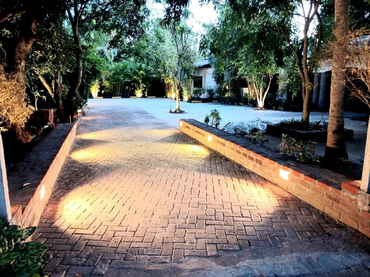 Seyara Holiday Resort Polonnaruwa Bagian luar foto